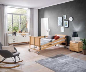 Niskie łóżko rehabilitacyne elektryczne z wysięgnikiem Dali Low Econ  Burmeier